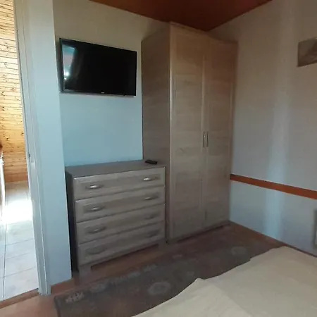 Apartment Patri Apartmanhaz Keszthely