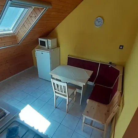 Patri Apartmanhaz Apartment *