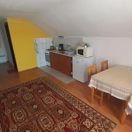 Patri Apartmanhaz Keszthely