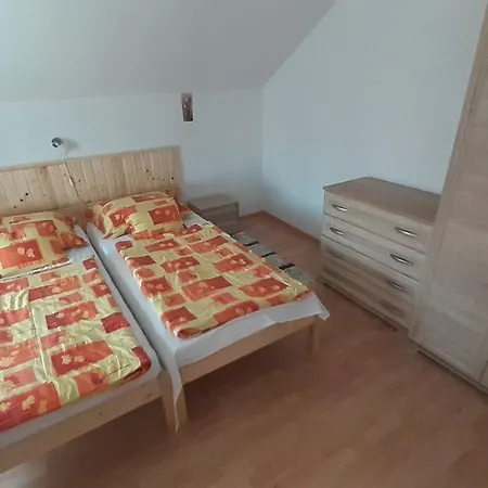 Apartment Patri Apartmanhaz Keszthely