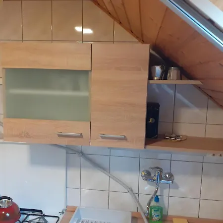 Patri Apartmanhaz * קסזטלי