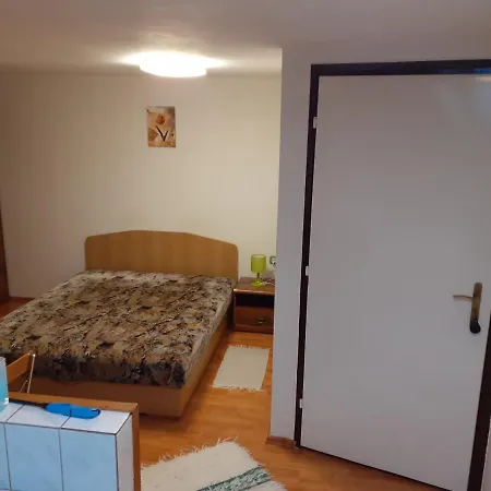 Patri Apartmanhaz *