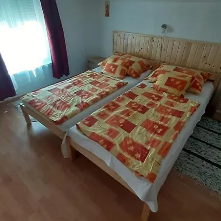 Patri Apartmanhaz Keszthely