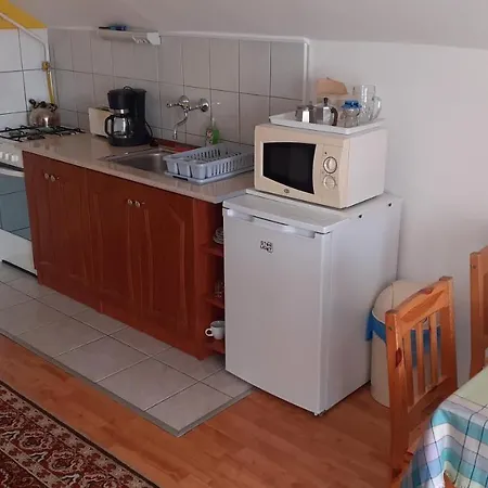 Apartment Patri Apartmanhaz *