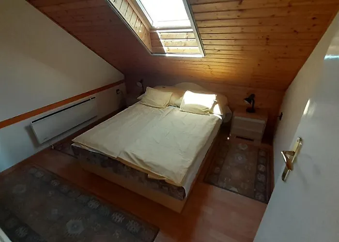 דירה Patri Apartmanhaz *