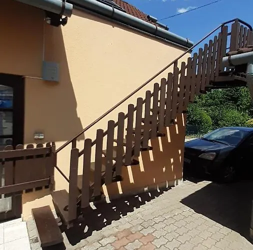 Patri Apartmanhaz Apartament