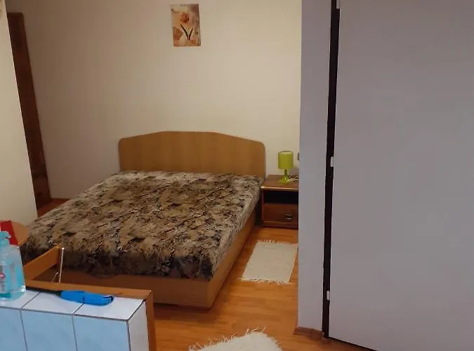 Apartament Patri Apartmanhaz *