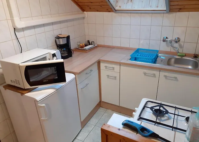 Patri Apartmanhaz * קסזטלי