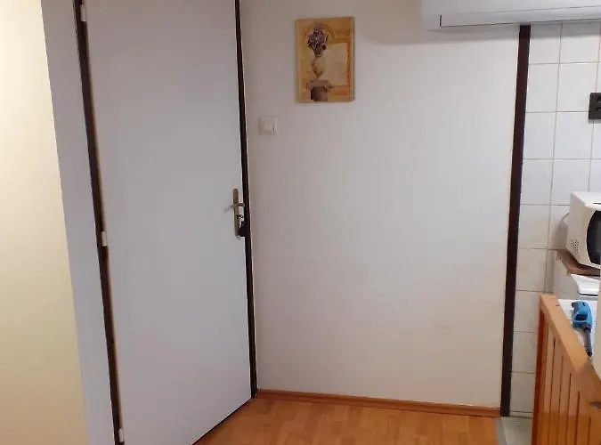 Patri Apartmanhaz Apartament