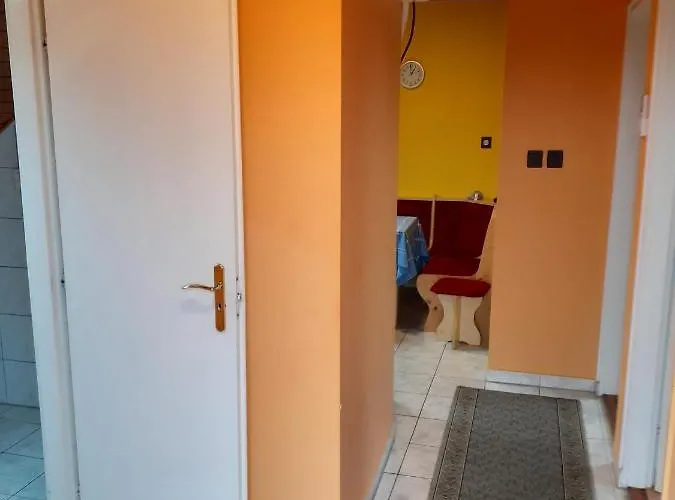 Patri Apartmanhaz Apartament