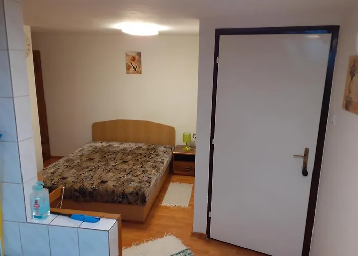 Patri Apartmanhaz *